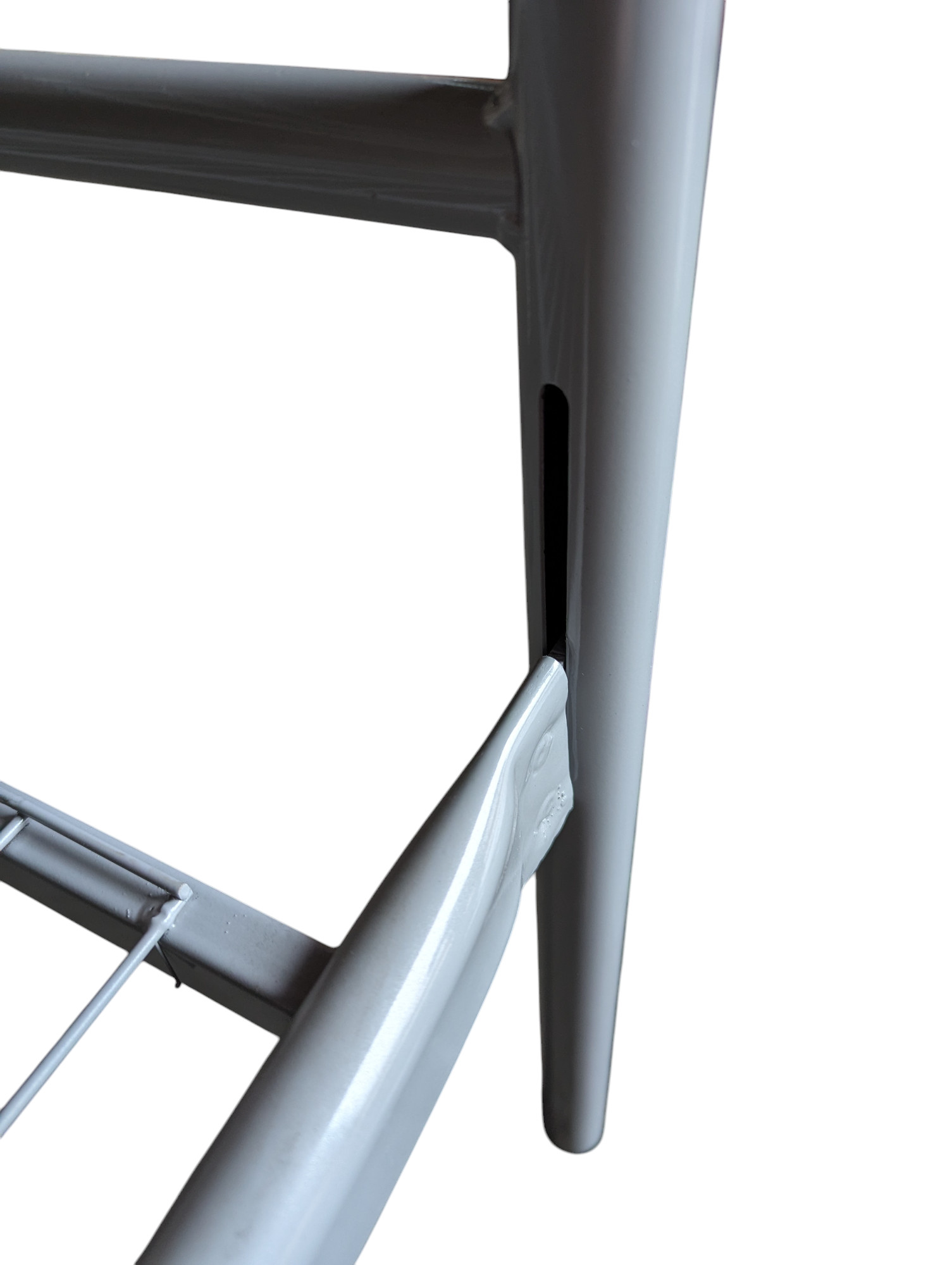 Aufnahme der Liegefläche des Doppelstockbett MARK aus Metall mit dem Seitenteil