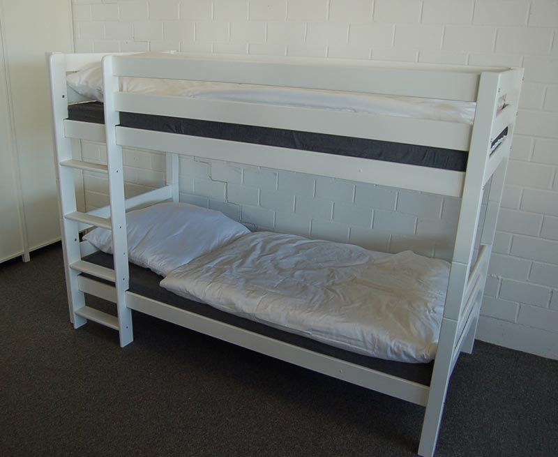 Doppelstockbett LUCA aus Holz weiß