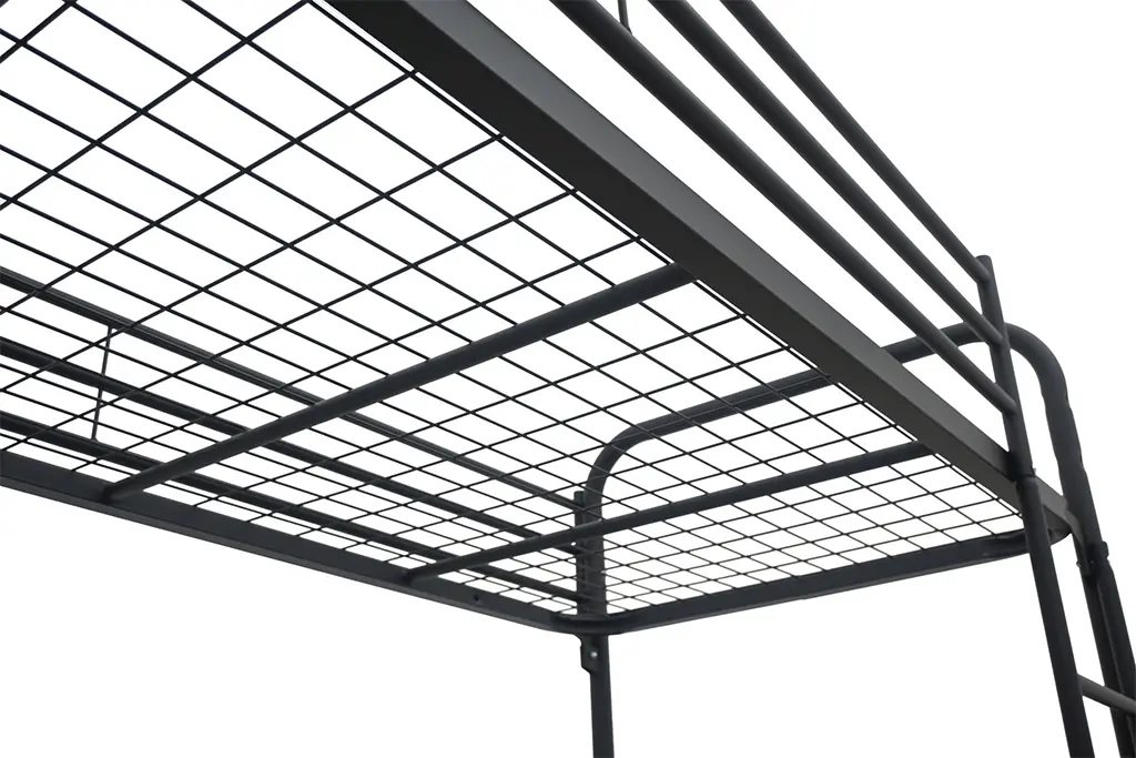 Doppelstockbett 190x90 cm in schwarz Detailaufnahme der Liegefläche von unten